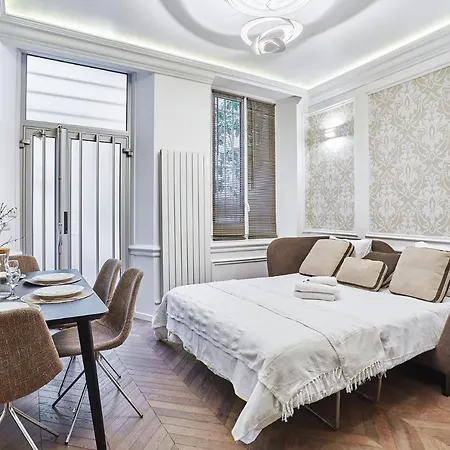 Apartment Louvre Museum By Prestige Paris